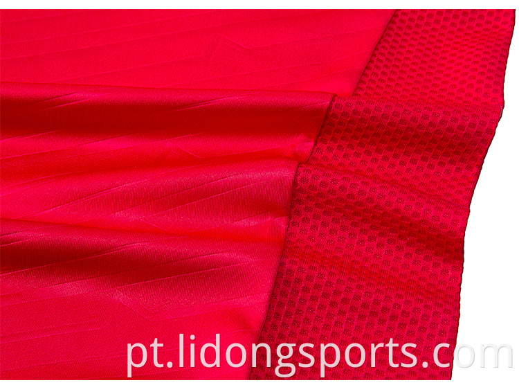 OEM mais vendido Sports Sports Jersey Mens Kit Uniformes de futebol Soccer+Wear Made in China